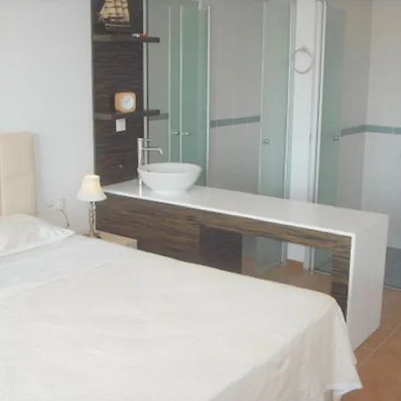 Babylon Bliss Is A Unique 3 Bed 3 Bath Duplex With Its Own Private Pool أنطاليا
