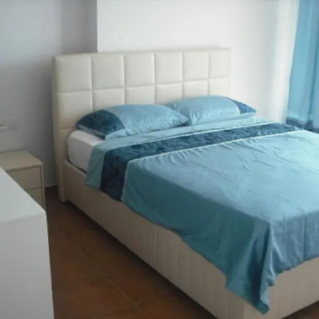 Babylon Bliss Is A Unique 3 Bed 3 Bath Duplex With Its Own Private Pool شقة *