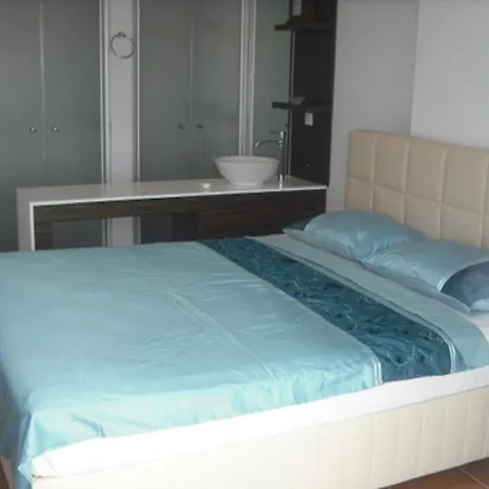 Babylon Bliss Is A Unique 3 Bed 3 Bath Duplex With Its Own Private Pool